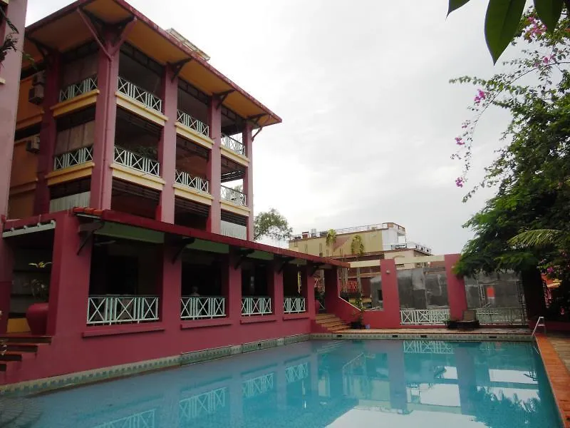 Hotel The Harbor Lights Palace Sihanoukville