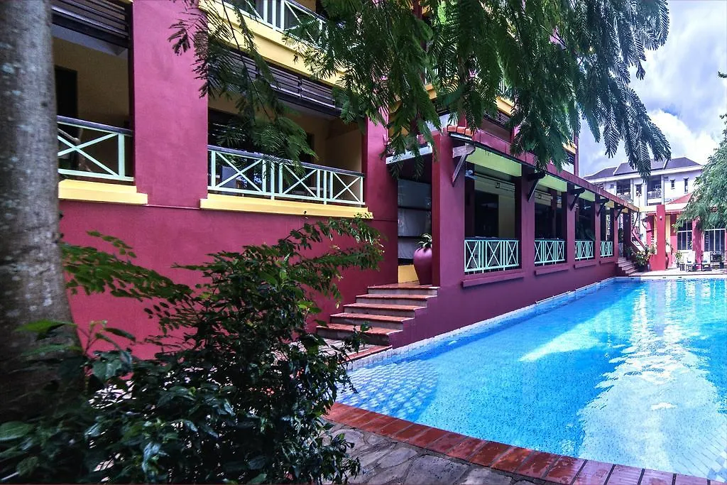 The Harbor Lights Palace Sihanoukville Camboya