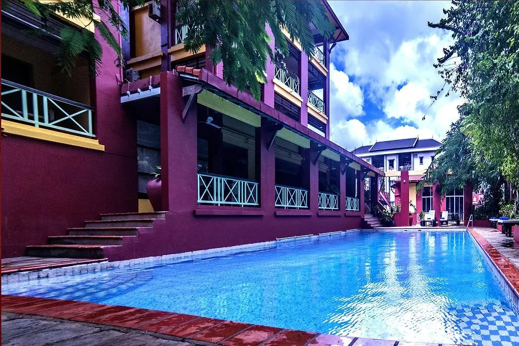 The Harbor Lights Palace Sihanoukville 3*,