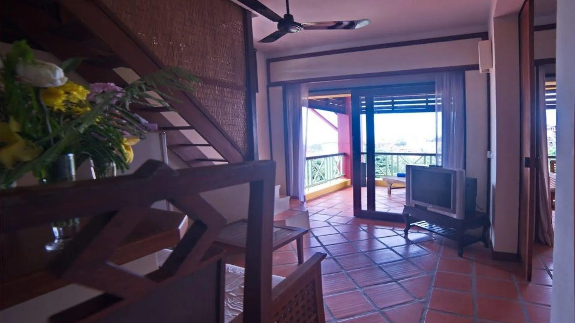 The Harbor Lights Palace Sihanoukville Hotel